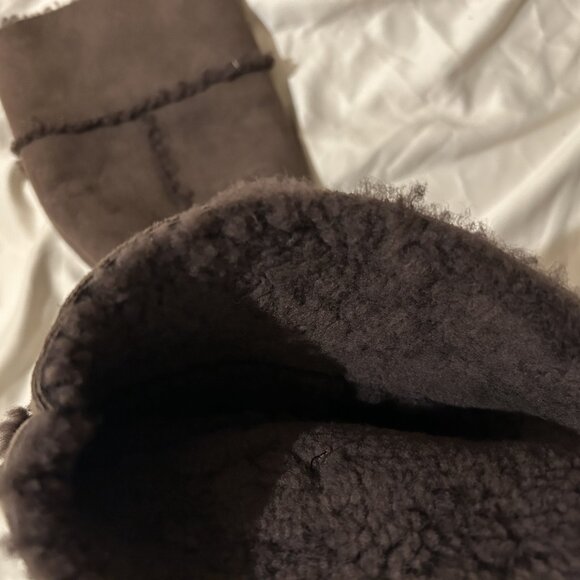 Tory Burch Winter Boots - Size 9 - Picture 6 of 15